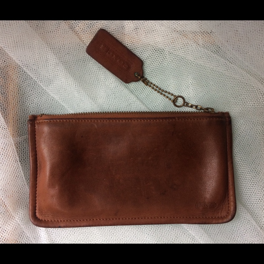 VINTAGE COACH LEATHER ZIPPER WALLET